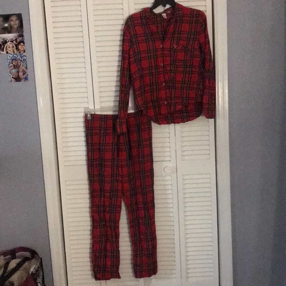 ✨VICTORIAS SECRET PAJAMA SET✨